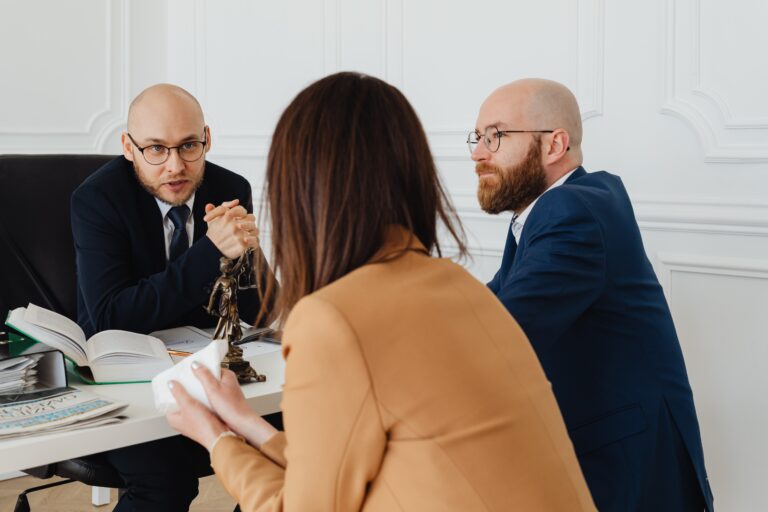 Lee más sobre el artículo ¿Cómo puedes proteger tus intereses en el divorcio?